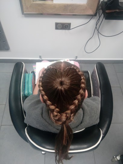 Art'ys Coiffure, Salon de Coiffure à Pontvallain