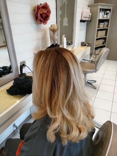 Salon Clea, Salon de Coiffure à Saint-Saturnin
