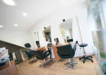 Linéa Coiffure, Salon de Coiffure à Plérin