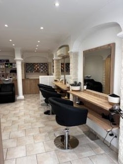 Angie Coiffure Sainte-Maxime, Salon de Coiffure à Sainte-Maxime