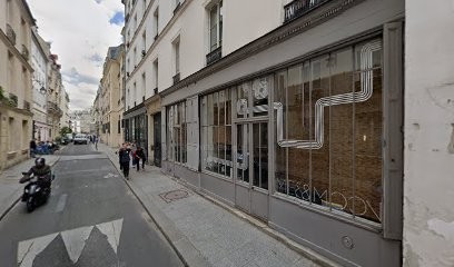 Me & Moon, Salon de Coiffure à Paris 04