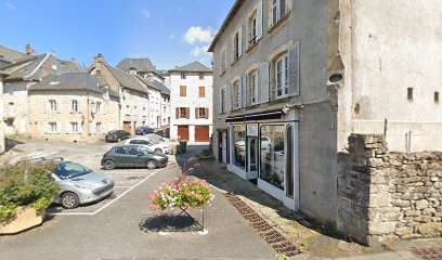 Kraan Bernard, Salon de Coiffure à Treignac