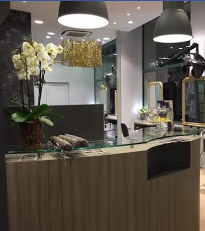 Abacca Coiffeur Créateur, Salon de Coiffure à Vendôme