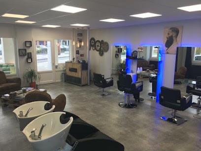 L'Atelier 65 - Coiffeur Homme, Barbier, Tricopigmentation, Salon de Coiffure à Saint-Pierre-en-Faucigny