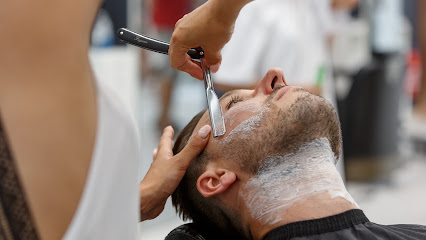 Ōbarbier Cap3000 - Maison De Coiffure Barbier à Saint-Laurent-du-Var