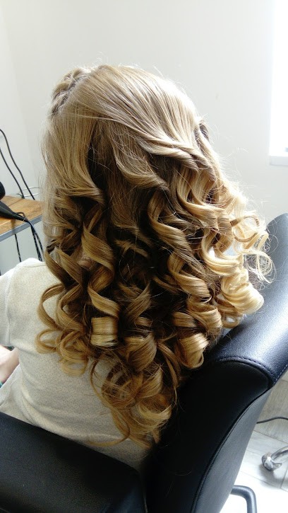 LIGNE N, Salon de Coiffure à Fampoux