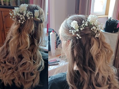 Caroline Coiffure à Domicile, Coiffeur à Domicile à Haravilliers