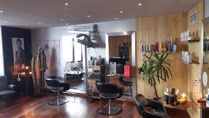 Camille Coiffure Elsa, Salon de Coiffure à Saint-Agnant