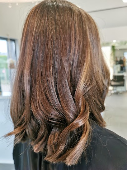 Rue Traversière, Salon de Coiffure à Athée-sur-Cher