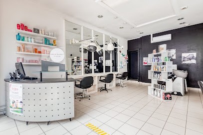 SOPHIE BAUCAIS, Salon de Coiffure à Rochefort
