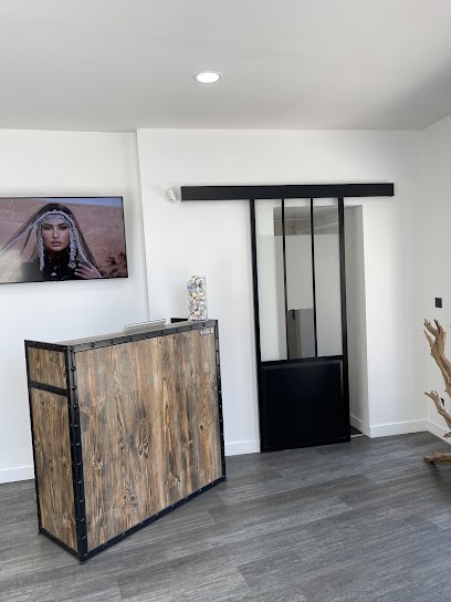 Salon De Coiffure JANOÏ, Salon de Coiffure à Charly