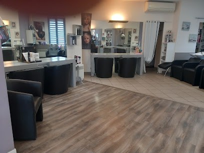 Nouvel's Hair, Salon de Coiffure à Saint-Germain-lès-Corbeil