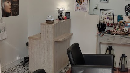 Natur Elle Style, Salon de Coiffure à Targon