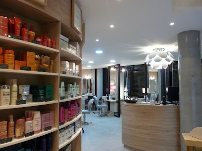 Symbiose Coiffure et Côté Zen, Salon de Coiffure à Saint-Symphorien-sur-Coise