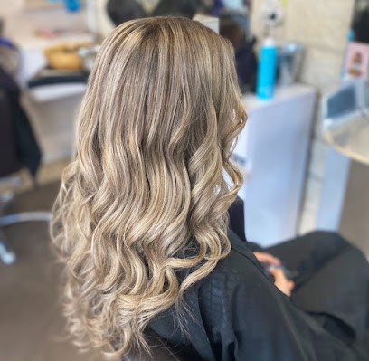 GC Coiffure& Barbier, Salon de Coiffure à Saint-Priest