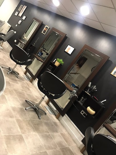 Théane | Coiffeur Sains Richaumont, Salon de Coiffure à Sains-Richaumont