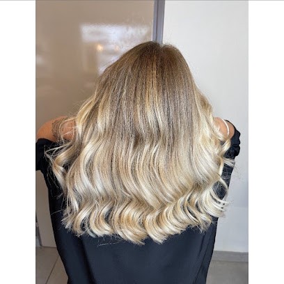 STUDIO P., Salon de Coiffure à Dole