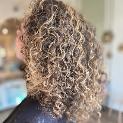 Charles Valentino, Salon de Coiffure à Saint-Jean-de-la-Ruelle