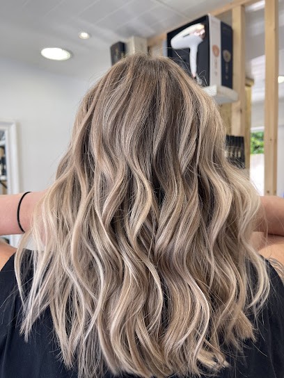 LE NUANCIER, Salon de Coiffure à Martigues