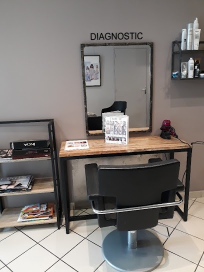 Studio Coiffure, Salon de Coiffure à Andance