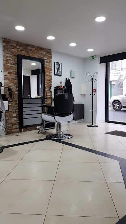 Fidèle Coiffure, Salon de Coiffure à Saint-Chéron