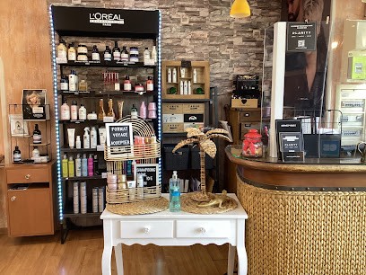 SAS ARABESQUE, Salon de Coiffure à Saint-Berthevin