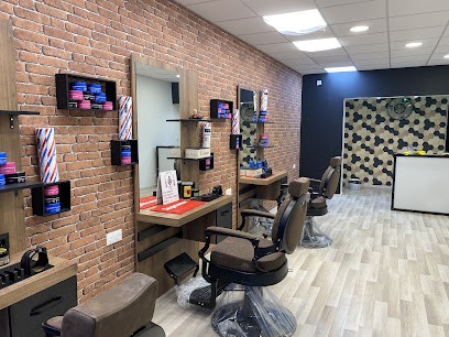 Ouss Barber Shop, Barbier à Angoulême