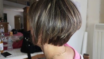 C.impéra'tif, Coiffeur à Domicile à Septème