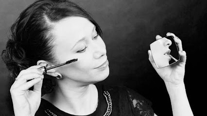 Chic Make Up, Coiffeur à Domicile à Huriel