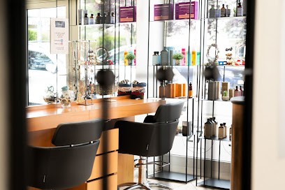 Le 22 Coiffure, Salon de Coiffure à Marly-le-Roi