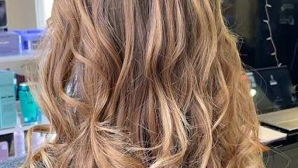 Haussmann Coiffure, Salon de Coiffure à Paris 08