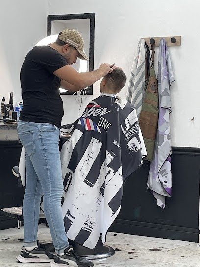 B Barbers, Salon de Coiffure à Pont-Saint-Esprit