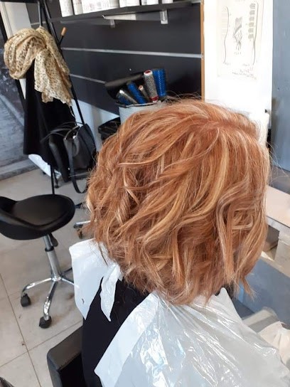 L'hair Du Temps, Salon de Coiffure à Méaulte
