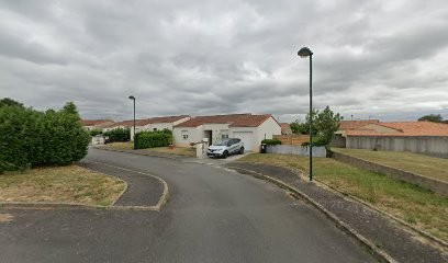 David Jean-Louis, Salon de Coiffure au Landreau