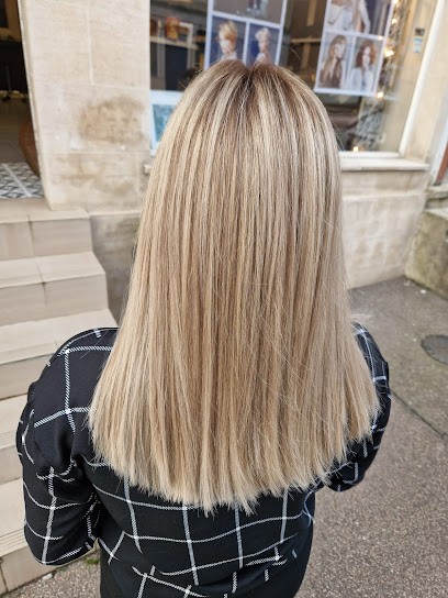 Stéphanie Coiffure, Salon de Coiffure à Wassy