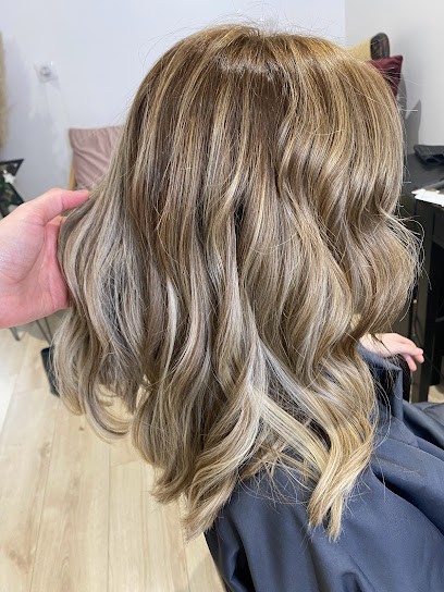 Absolu Coiffure by Céline, Coiffeuse à domicile, Coiffeur à Domicile à Lagnieu