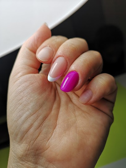 Karen Beauty Designer, Salon de Coiffure à Maisons-Alfort