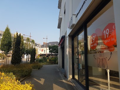 CHEZ VINCENT, Salon de Coiffure à Lannion