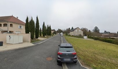 Pournin Roselyne, Coiffeur à Domicile à Pellevoisin