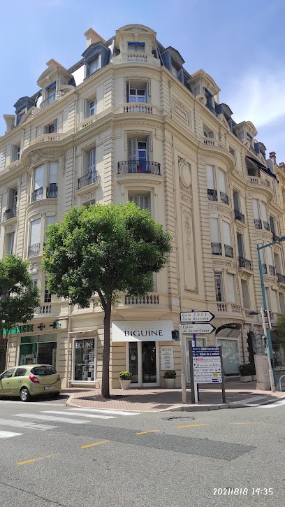 Jean Claude Biguine, Salon de Coiffure à Menton