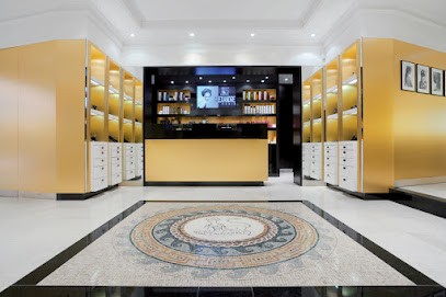 Alexandre de Paris, Salon de Coiffure à Paris 08