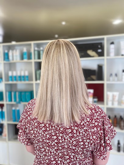 Camille Albane - Coiffeur Dole, Salon de Coiffure à Dole