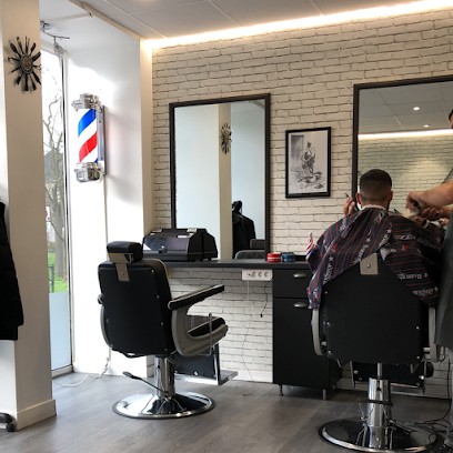 Studio Barber, Salon de Coiffure à Saint-Cyr-l'École