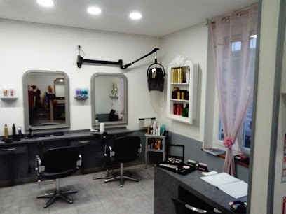 A FLEUR DE CHEVEUX, Salon de Coiffure à Montargis