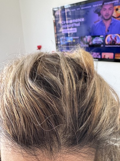 ATTITUDE COIFFURE, Salon de Coiffure à Villars