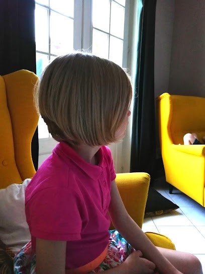 MJ Espace Coiffure Coiffeur Ecuelles, Salon de Coiffure à Moret-Loing-et-Orvanne